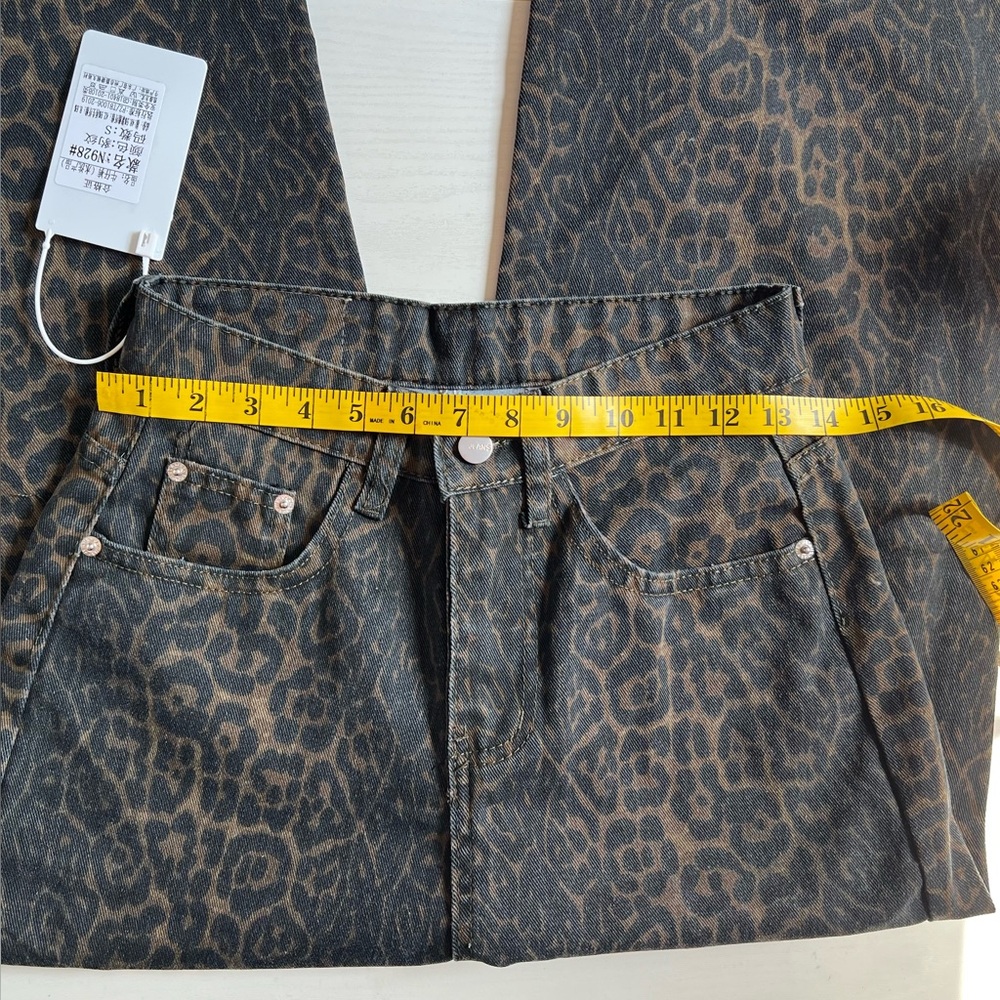 Women's Leopard Print Jeans - Black and Brown Barrel Jeans Streetware Jeans - Picture 3 of 12